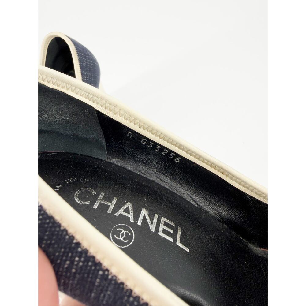 Chanel Chain Heel CC Denim Cap Toe Black Ivory Navy Pumps Block Heel 39 Box - Picture 6 of 16